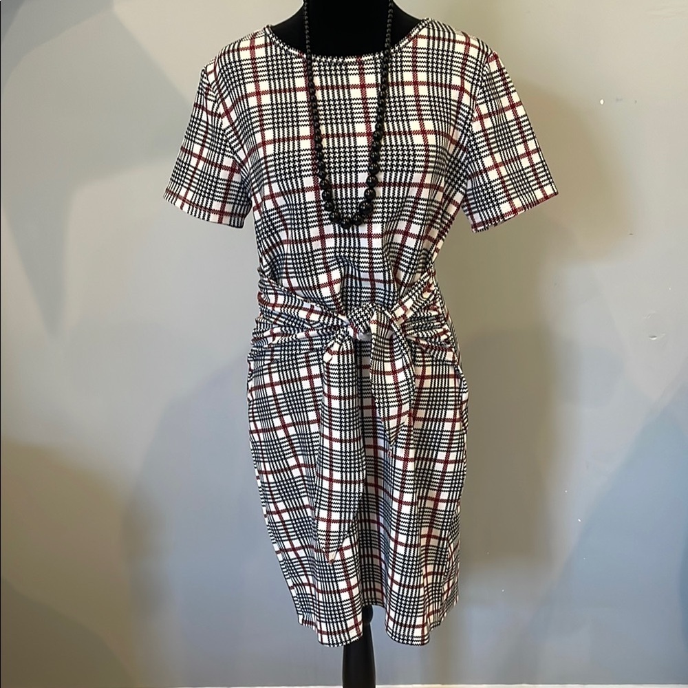 Plaid Short Sleeve Dress wrap front like new